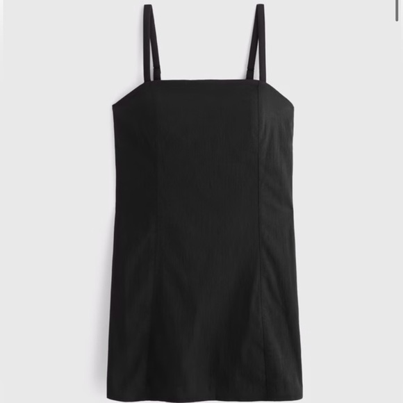 Abercrombie & Fitch Black Bra-Free Everyday Dress with Built in Shorts - Picture 6 of 7